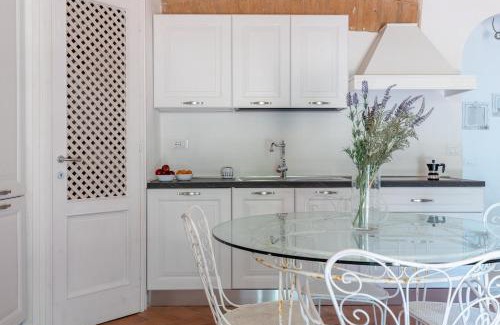 Pomaia Apartment | Aruna House - Toscana OneHH