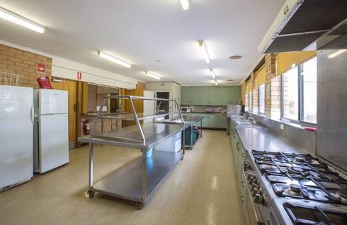 Port Hughes Cabin | Arura Group Stays - Port Hughes