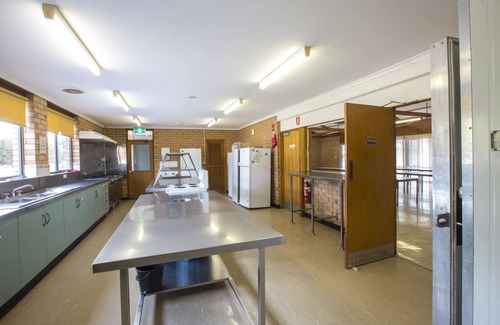 Port Hughes Cabin | Arura Group Stays - Port Hughes