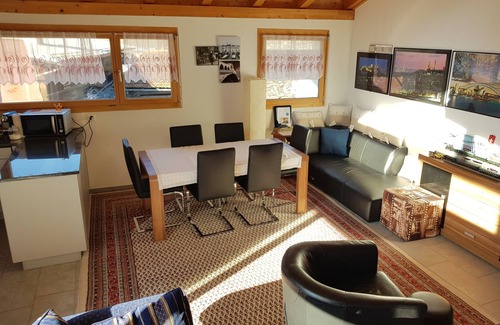 Zillis House | As good as new 3 ½ room apartment in Zillis/Andeer
