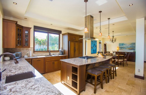 Lighthouse Estates House | As seen on HGTV! Stunning Luxury Waterfront Home Minutes From West Bay Beach