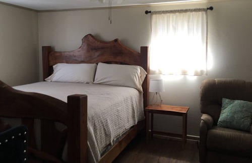 Stephenville Apartment | Ash Street Landing near Tarleton State University