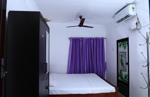 Munroe Island Villa | Ashtaman's Chayakadaveedu