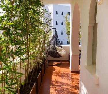 Achakkar Apartment | Asilah Luxury Living -Sea View -Access to 2 pools -5 minutes From Thee Beach -NETFIX- Private Parking -Vida de Lujo - Vistas al mar - Acceso a 2 Piscinas -a 5 minutos de playa