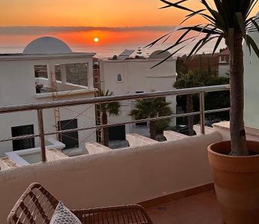 Asilah House | Asilah Prestige -Vue Mer -Haut Standing - Piscines- Plage à 5 minute - Garage privée - Navette