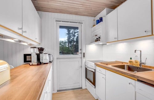 Dannemare House | "Asmine" - 670m from the sea by Interhome