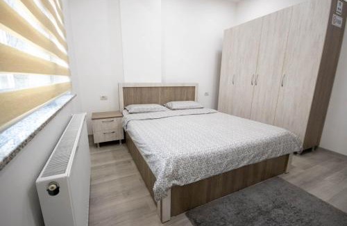 Radauti Apartment | AStar Apartments - LARGE