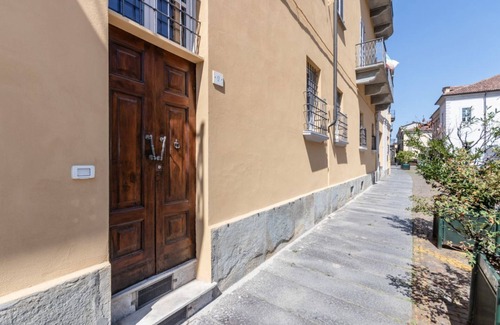 Asti Apartment | Asti Centro!San Martino Modern & Elegant Appt x2