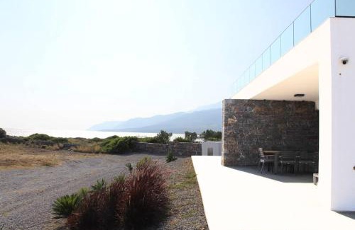 Fragkokastello Villa | Astrokastro Seaside Residence