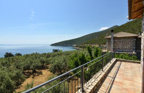 Paralia House | Astros Beach house within an olive farm
