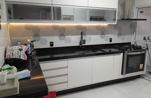 Asturias Apartment | Asturias Beach - Guarujá - Apt. "Foot on the sand