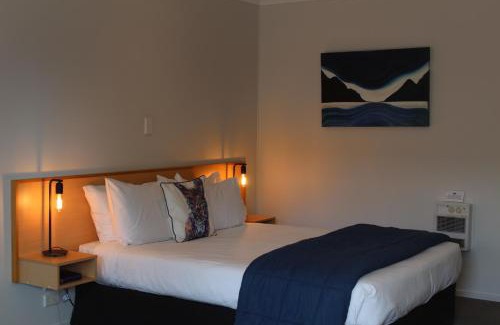 Katikati Hotel | ASURE Kaimai View Motel