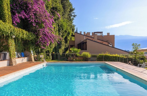 Toscolano Maderno Apartment | At 50 mt from the lake, charming apartment with lake view terrace and swimming pool.