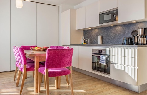 Bruck an der Grossglocknerstrasse Apartment | Cosy apartment with a view near Kaprun