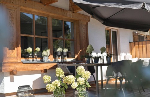 Saalfelden am Steinernen Meer Apartment | Premium - Apartment 1 with garden, infrared cabin - Moving mountains