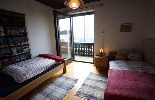 Eberstein House | Quiet holiday home (Almhaus) in Gretschitz with a fantastic panorama at 1160m