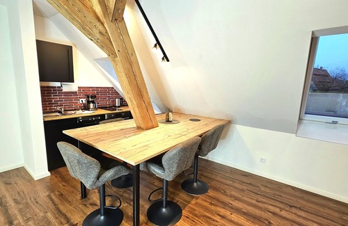 Eckental Apartment | At the gateway to Franconian Switzerland - Apartment with bedroom