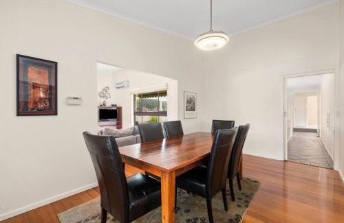 Belmont House | At the Hilltop - sleeps 10