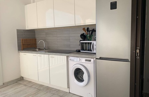 Nettle Bay Condo | At the water's'edge! Magnificent Studio completely renovated with panoramic sea view
