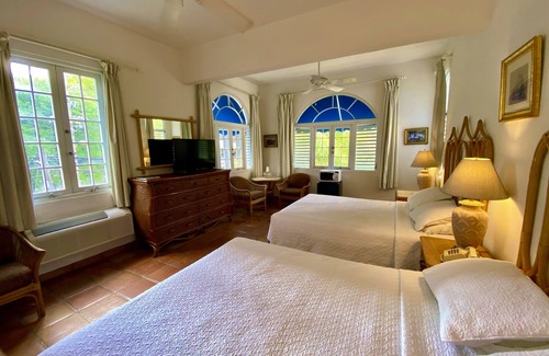 Parque Hotel | At Wind Chimes Boutique Hotel