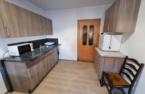 Hochleithen Apartment | ONE Self-Check-In, 3km freeway