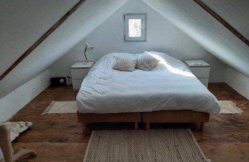 Sleen House | Atelier house with hot tub