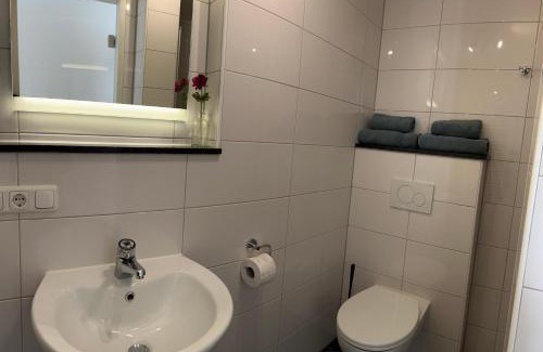 Untersteinbach Bed & Breakfast | Atelier Reinhart