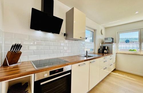 Albstadt Apartment | Atemberaubender Ausblick mit Premium-Wanderwegen vor der Haustür