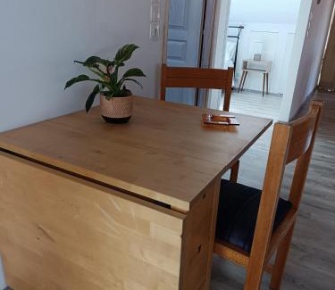 Paiania Apartment | ATH Airport, Loft in Painia
