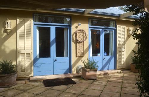 Hackney Bed & Breakfast | Athelney Cottage Bed and Breakfast