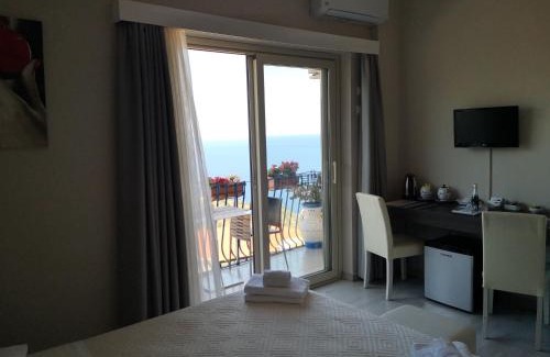 Taormina Bed & Breakfast | Athena Charming Rooms