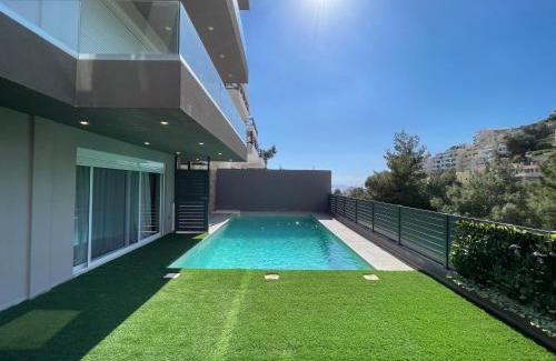 Voula Apartment | Athenean Pool Break