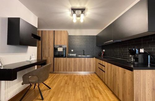 Voula Apartment | Athenean Pool Break