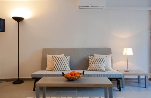 Ilisia Apartment | Athens Garden House - 3 Guests