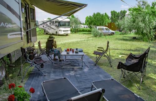 Pallini Other | ATHENS MOTORHOME park RV WINNEBAGO