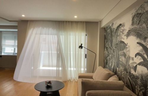Alimos Apartment | Athens Riviera 2-Bed Apt & Pool Access #Unoblu®