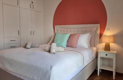 Ano Patisia Apartment | Athens Stylish Renovated 62sqm Apartment for Families & Couples with Balcony in Quiet Area near City Center