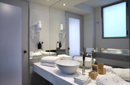 Omonia Hotel | Athens Tiare by Mage Hotels