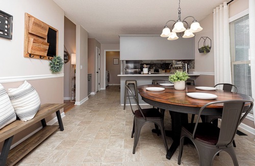 Centerville House | AtHome+1 Stay I Woodsy 3BR I Monthly Discounts