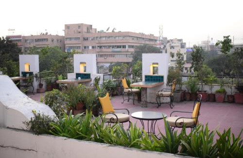 Sindhi Camp Hotel | Atithi Guest House