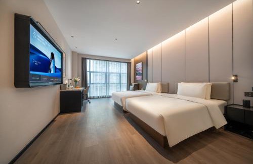 Qu County Hotel | Atour Hotel Dazhou Quxian Wealth Center