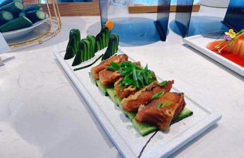 Jiading Hotel | Atour Hotel Jiading Jiangqiao Jiayi Road Subway Station