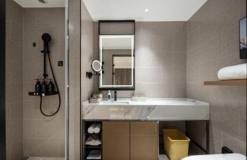 Weidong Hotel | Atour Hotel Qidong Wenfeng World People's West Road