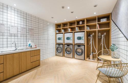 Changning Hotel | Atour Hotel Shanghai Hongqiao International Exhibition Beixinjing