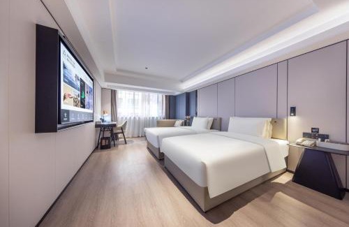 Luohu Hotel | Atour X Hotel Shenzhen Luohu Sungang Baoneng Center