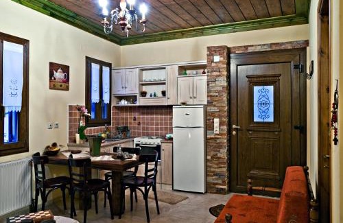 Karpenisi House | Atrapos