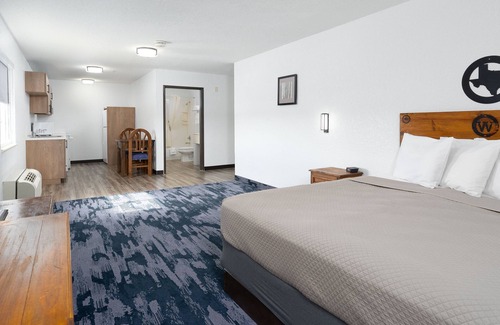 McGregor Hotel | Atria Hotel and RV McGregor