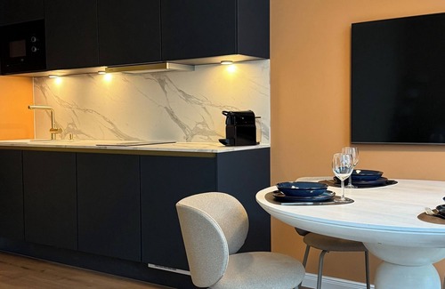 Aachen Apartment | Atrium Apartment ground floor