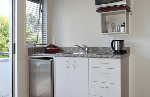 Hamilton North Hotel | Atrium on Ulster