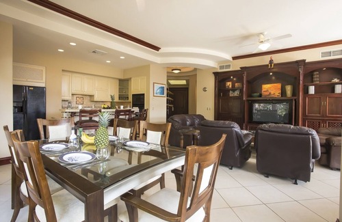 Cerro Plano Condo | Attention: Fishermen, and Sun Seekers! Bella Vista, Los Suenos